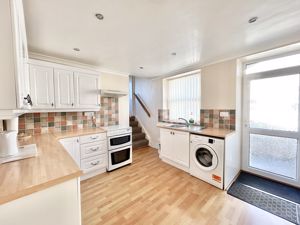 Photo 9- click for photo gallery